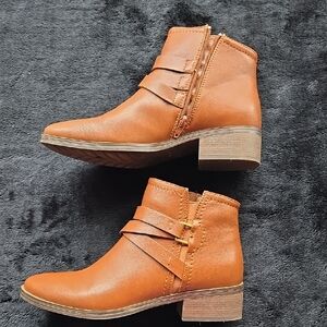 Women's Brush Brown (Dark Carmel) Ankle Boots